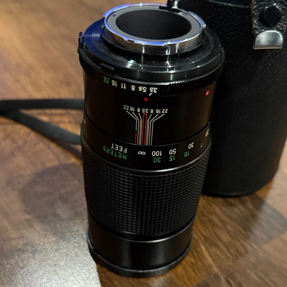 Vivitar Auto Telephoto 200 MM 1:3.5 Camera Lens with Case and Kenko Skylight